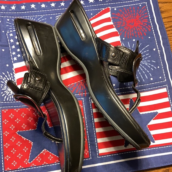 Cole Haan Thong Sandals - Picture 2 of 4